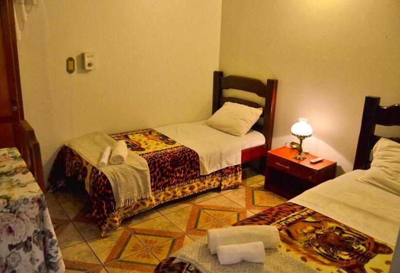 اتاق استاندارد یک نفره, & Restaurante Guarania