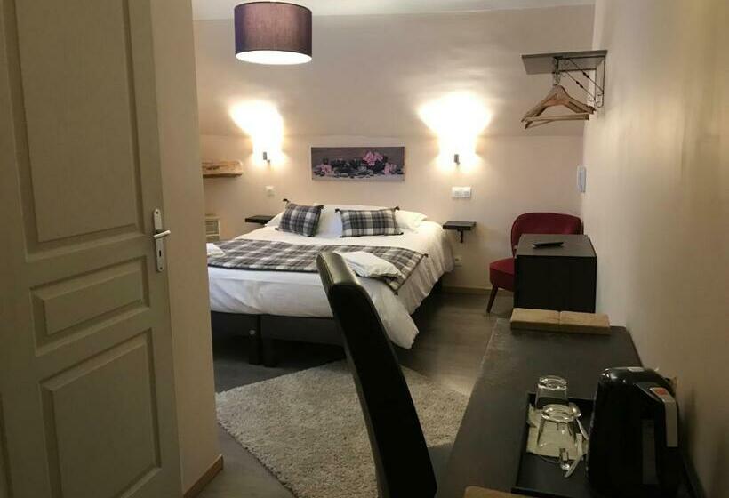 Номер Стандарт, Auberge De La Paix