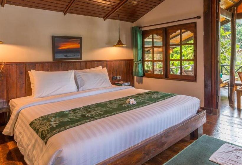 Хижина Deluxe, Koh Jum Ocean Beach Resort