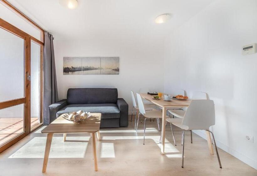 Superior 2-bedroom flat with sea view, Agaró Cambrils Apartments