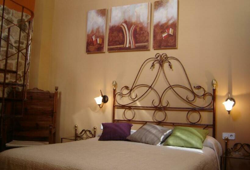Suíte com Hidromassagem, Hostal Casa Laure Y Mª Jose