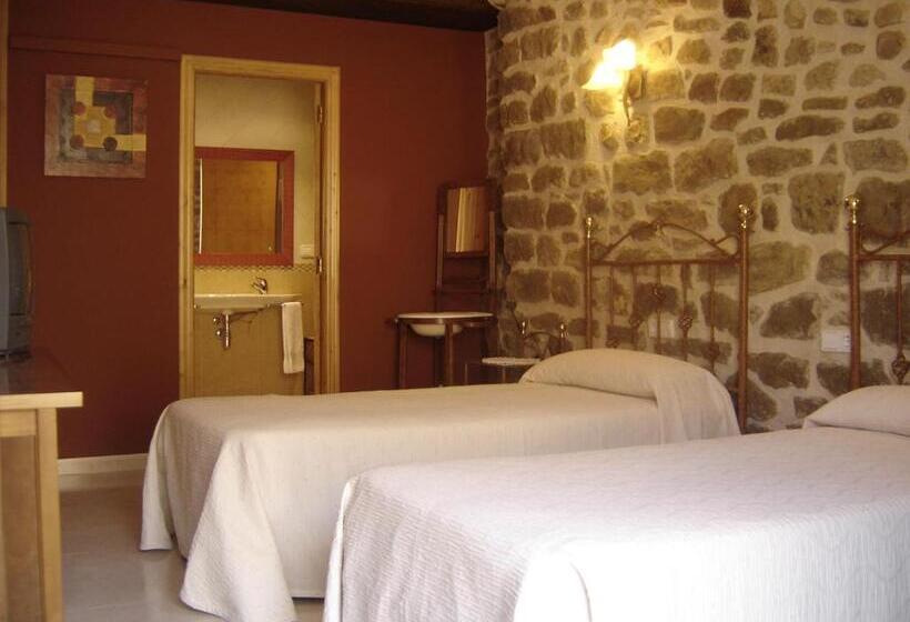 اتاق استاندارد با بالکن, Hostal Casa Laure Y Mª Jose