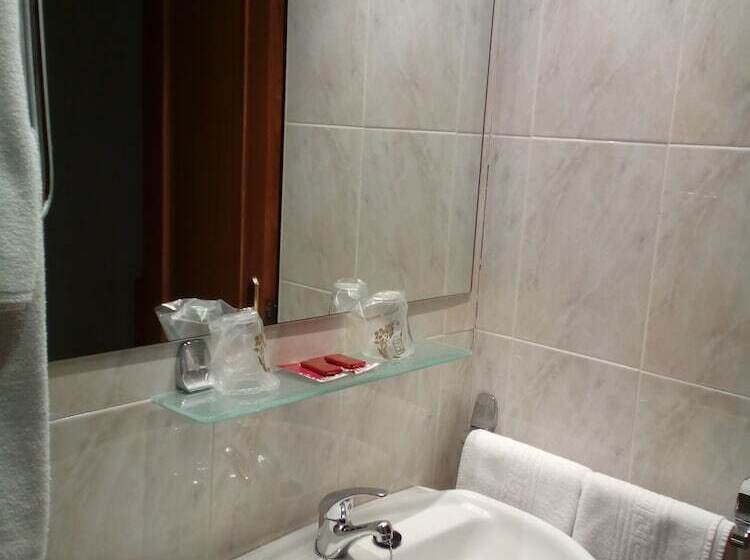 Номер Стандарт, Hostal Lopez