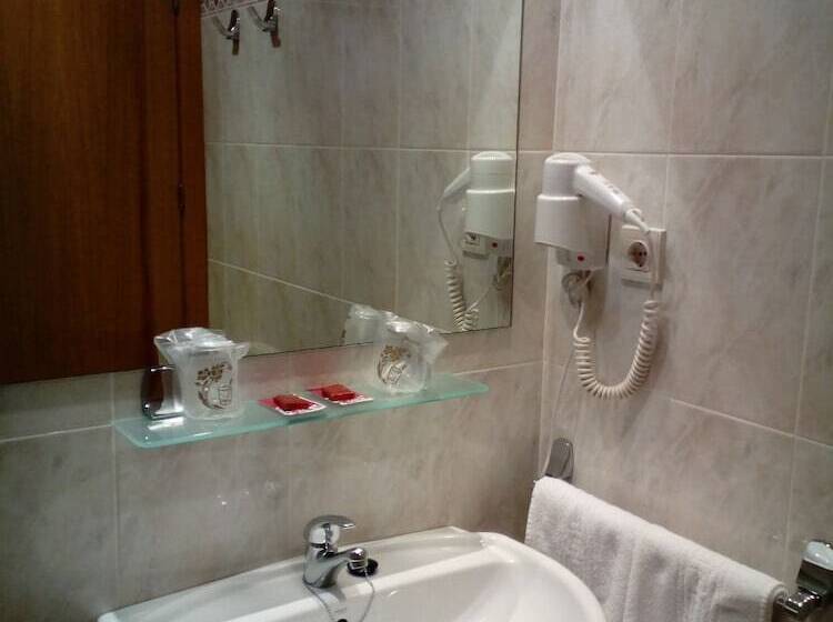 Номер Стандарт, Hostal Lopez