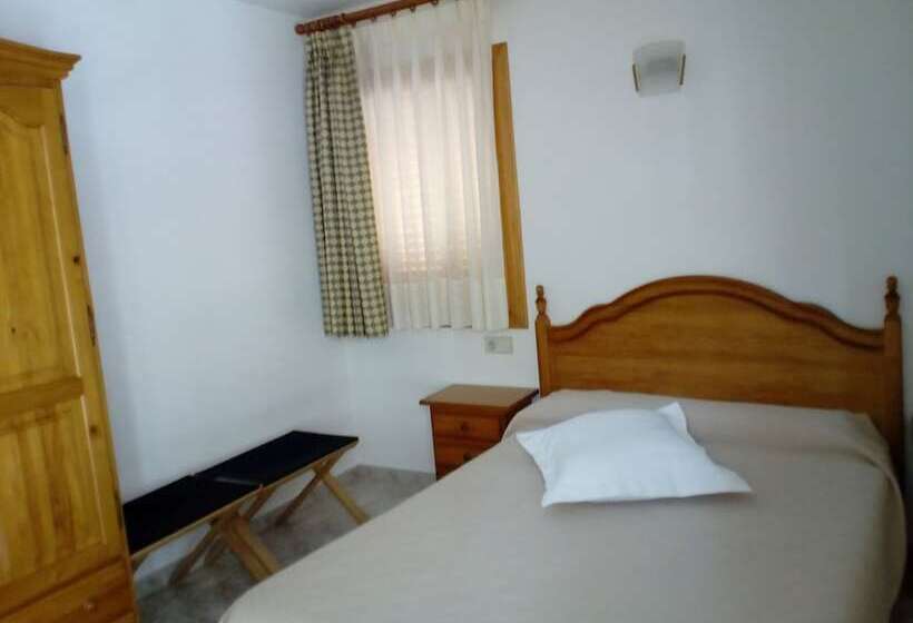 Номер Стандарт, Hostal Lopez