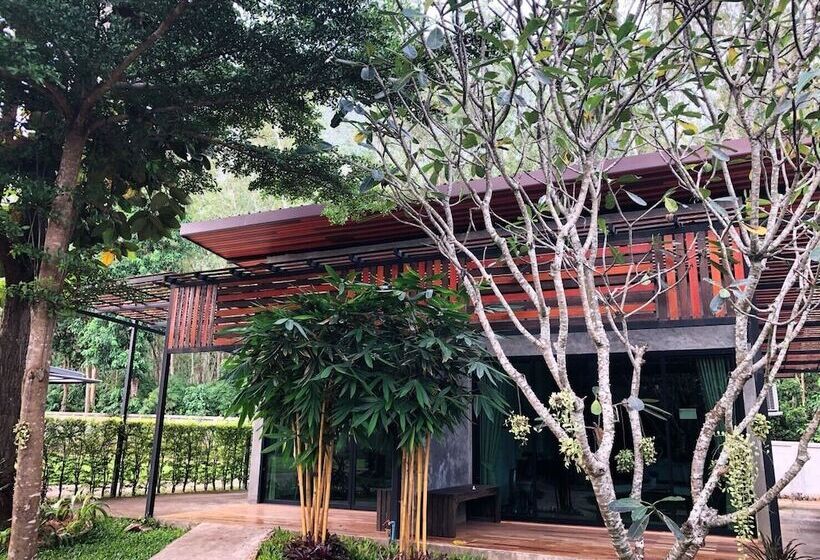 标准房带园景, Baan Suan Leelawadee Resort Nan