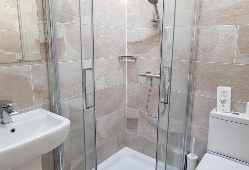 اتاق استاندارد, 18 Craigmillar Park