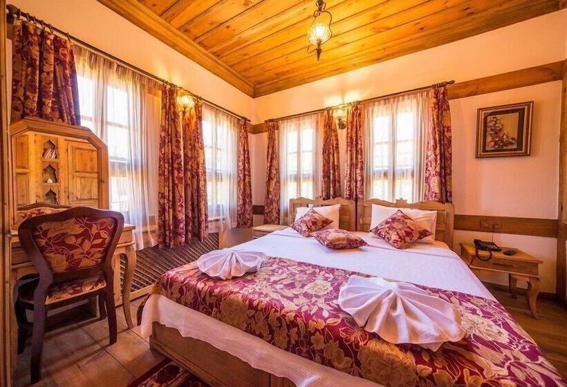 Трехместный Номер Deluxe, Akbulut Konak