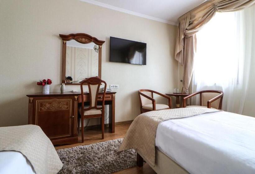חדר סטנדרט, Astoria Grand