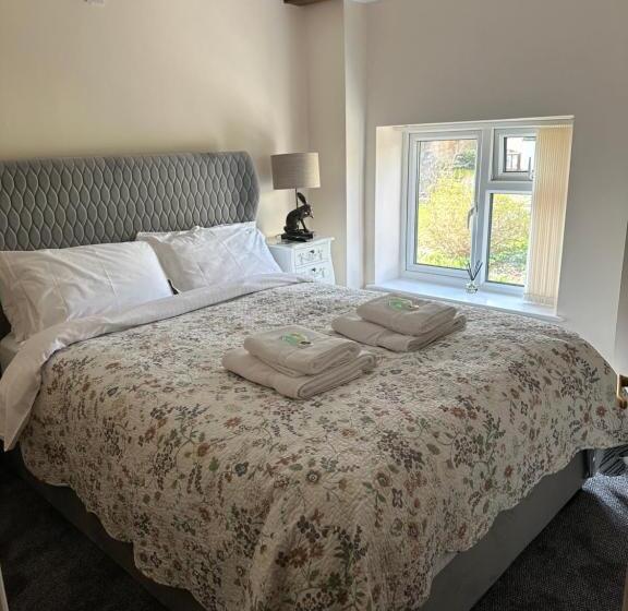Номер Basic, The Nags Head   Room Only Accommodation