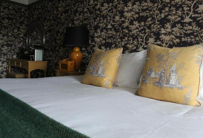 اتاق سوپریور با تخت بزرگ, Bridport Arms