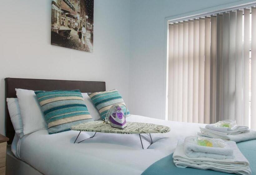 חדר סטנדרט חדר אמבטיה משותף, Townhouse @ West Avenue Crewe