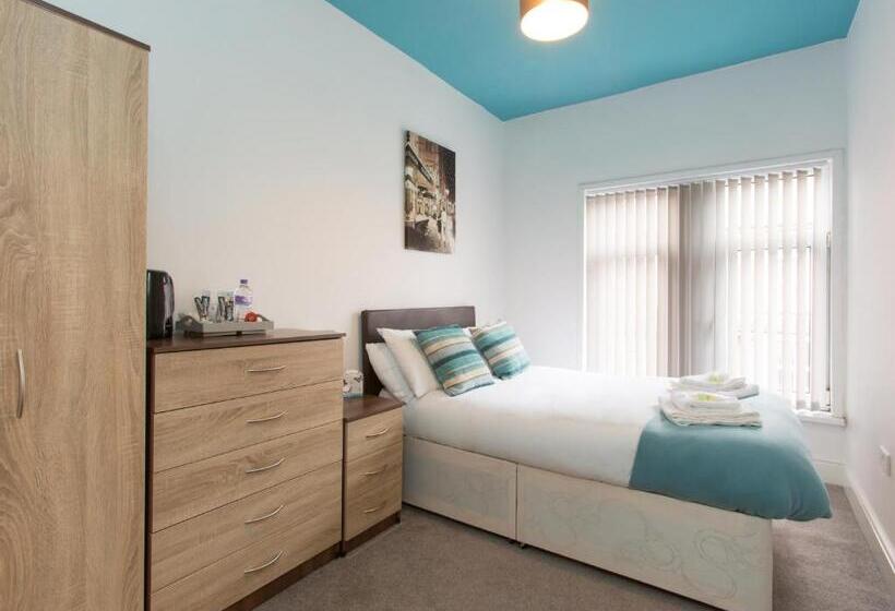 חדר סטנדרט חדר אמבטיה משותף, Townhouse @ West Avenue Crewe