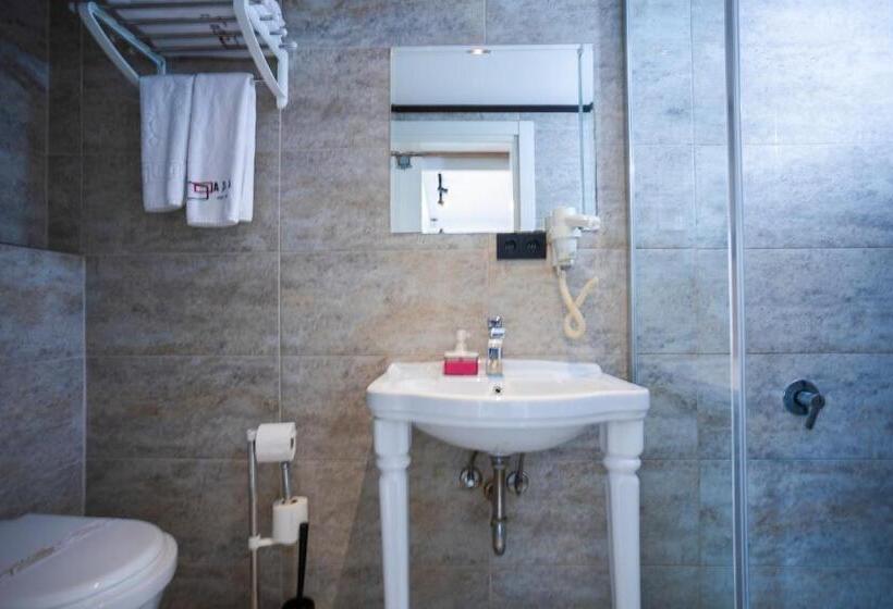 Quarto Economy, Ada Apart Otel