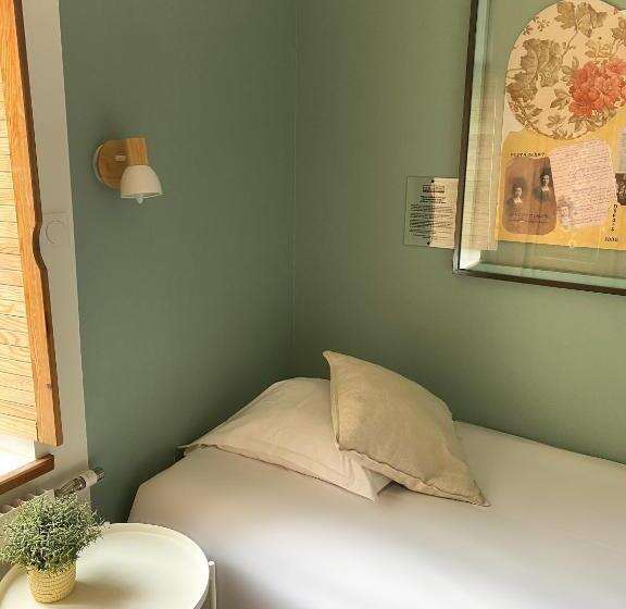 Quarto Estandar Individual, De La Plage
