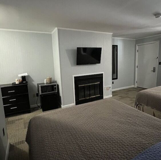 디럭스 룸, Travelodge By Wyndham Lincoln Near White Mountain