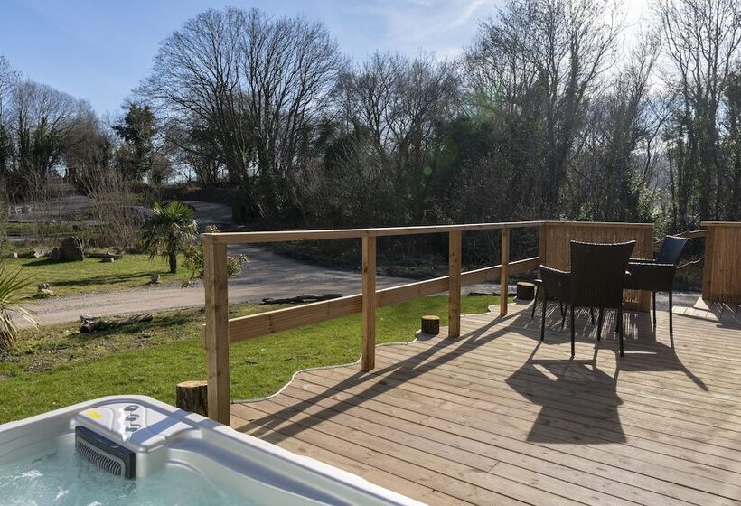 Студио Executive, Herons Lake Retreat