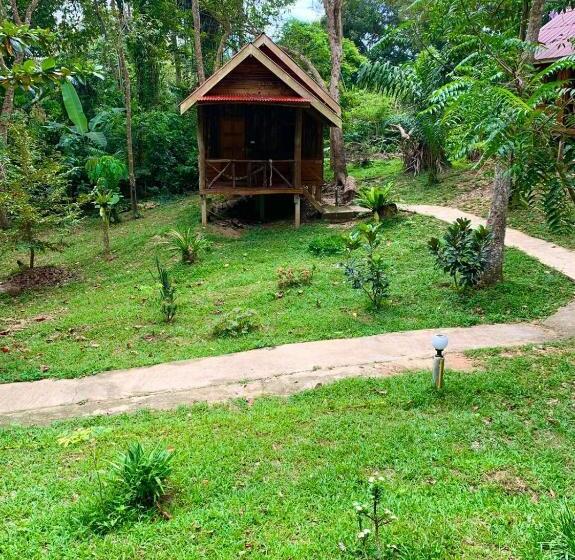ویلای استاندارد با چشم‌انداز باغ, Jungle Hill Beach Bungalow