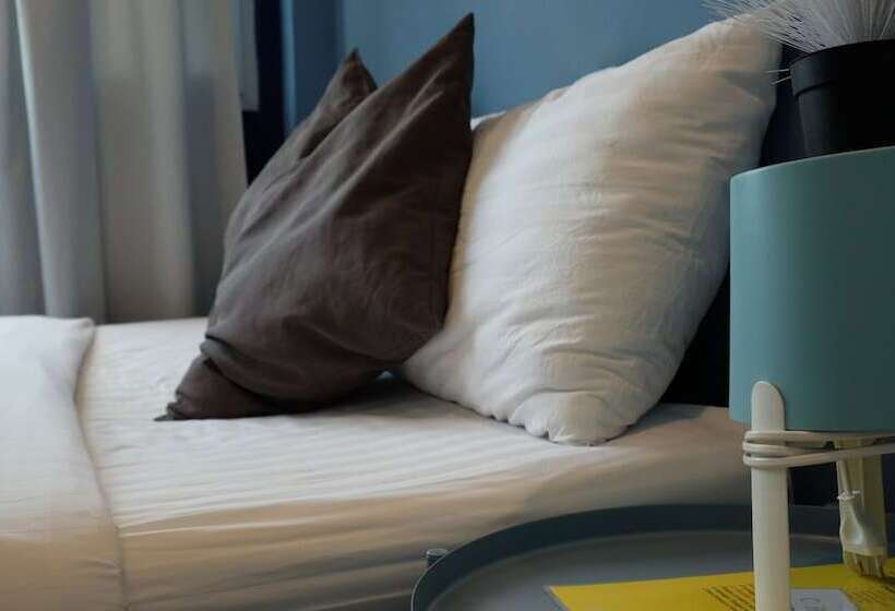 اتاق استاندارد یک نفره, Sleep With Me Bangkok  Bts Phra Khanong