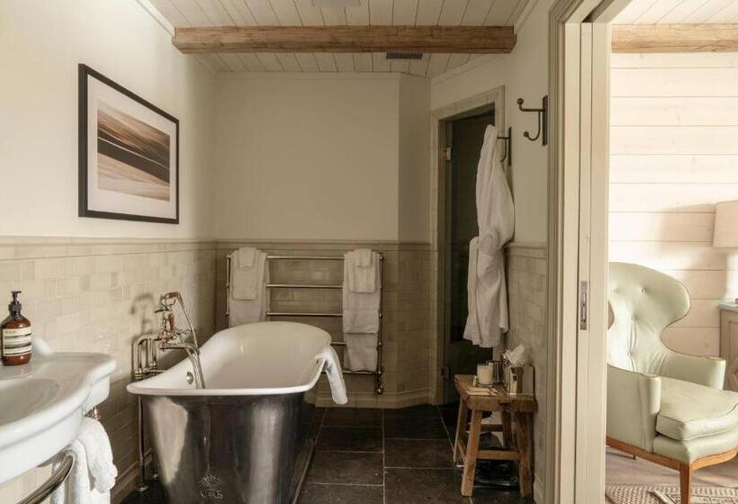 Люкс с Балконом, Eleven Scarp Ridge Lodge