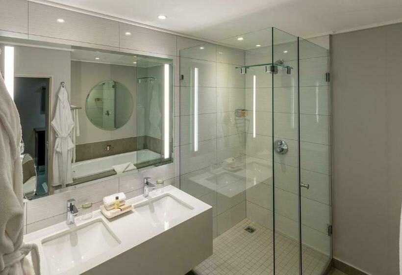 Номер Superior с Видом, Victoria & Alfred Hotel By Newmark