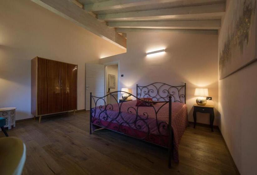 Номер Стандарт Вид на Сад, Agriturismo Casarai