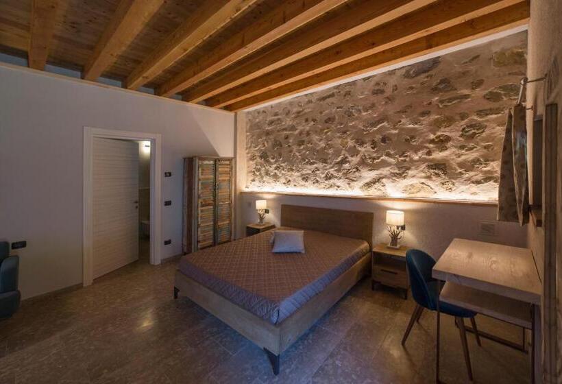 Трехместный Номер Стандарт Вид на Сад, Agriturismo Casarai