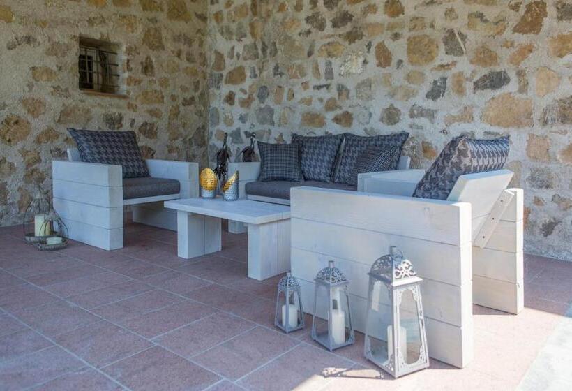 Трехместный Номер Стандарт Вид на Сад, Agriturismo Casarai