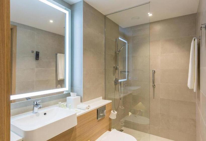 اتاق سوپریور با چشم‌انداز شهر, Courtyard By Marriott Banja Luka