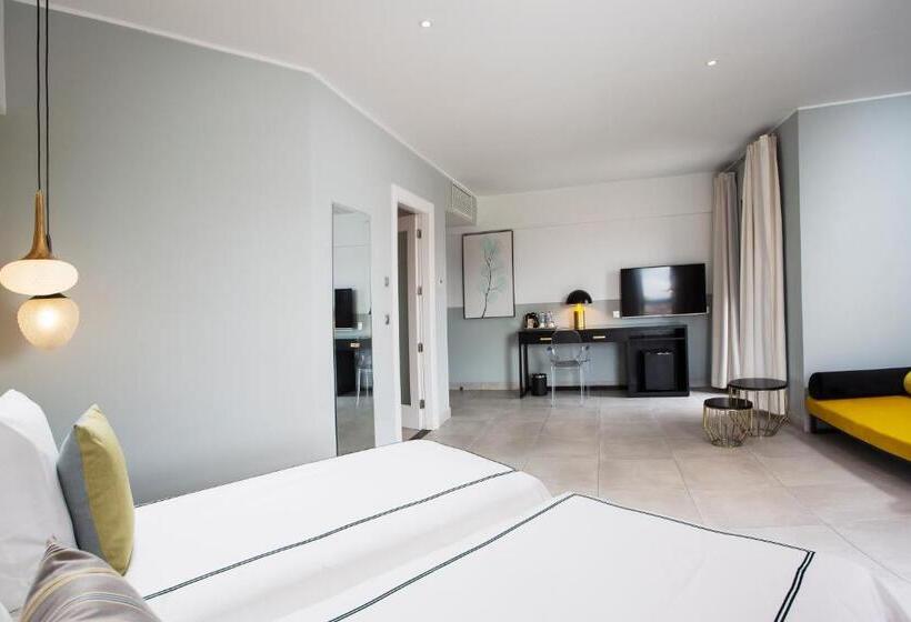 اتاق لوکس با چشم‌انداز شهر, Le Centell Hotel & Spa