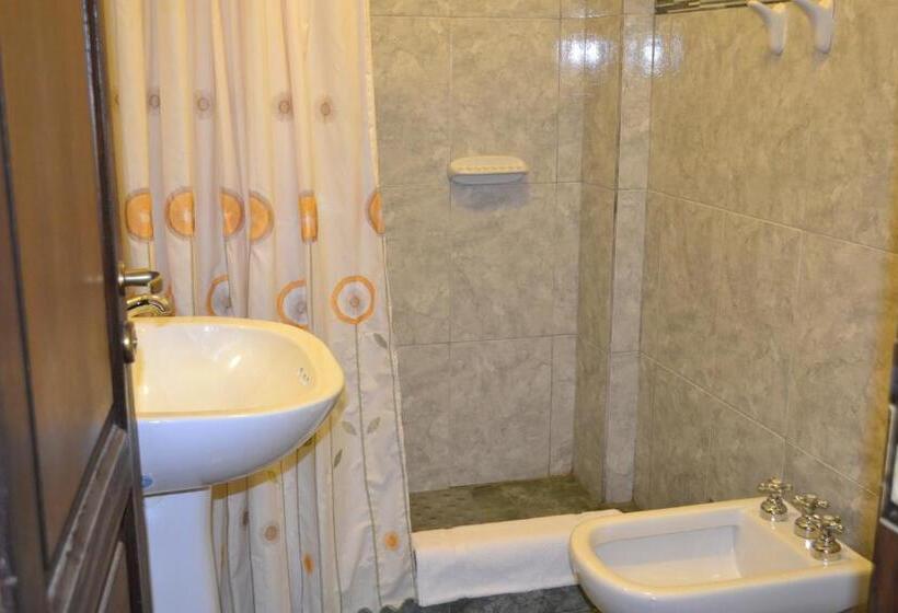 اتاق استاندارد سه نفره, Alto Del Valle Cafayate