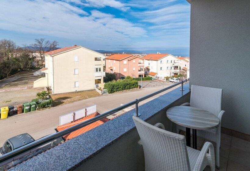 اتاق اساندارد با چشم‌انداز جانبی به دریا, Apartments & Rooms Lavanda