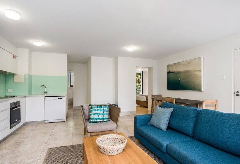 ２ベッドルームのスーペリアアパートメント, Bayview Beachfront Apartments, In Town Right On The Beach