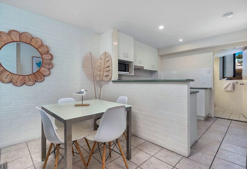 １ベッドルームエコノミーアパートメント, Bayview Beachfront Apartments, In Town Right On The Beach