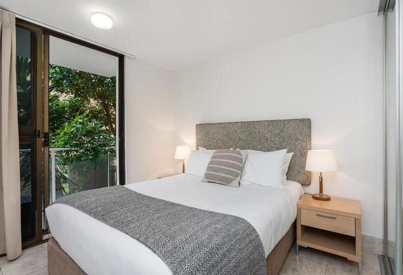 ２ベッドルームのスーペリアアパートメント, Bayview Beachfront Apartments, In Town Right On The Beach