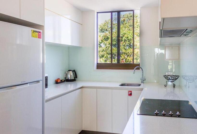 ２ベッドルームアパートメント, Bayview Beachfront Apartments, In Town Right On The Beach