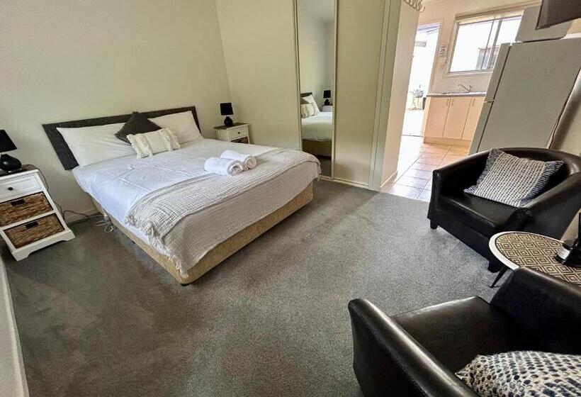 스탠다드 스튜디오, Adina Lodge Holiday Apartments