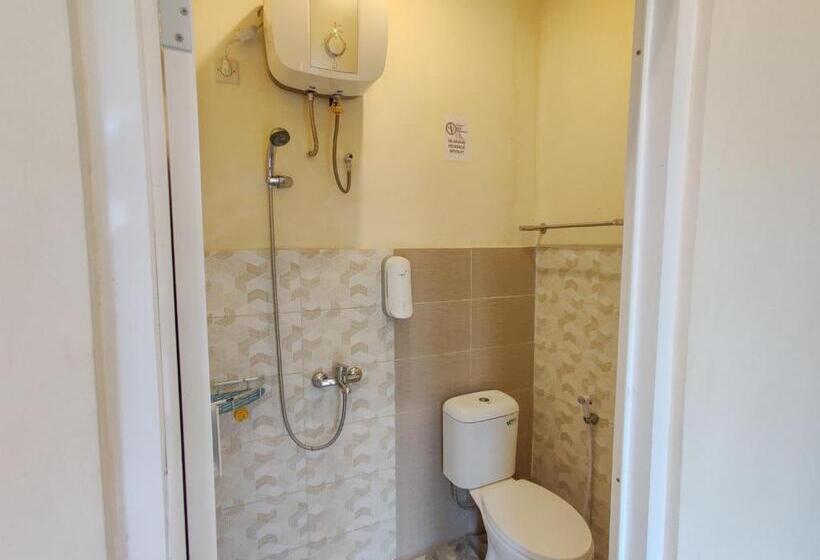Номер Стандарт, Ayuning Guest House Syariah Semarang Mitra Reddoorz