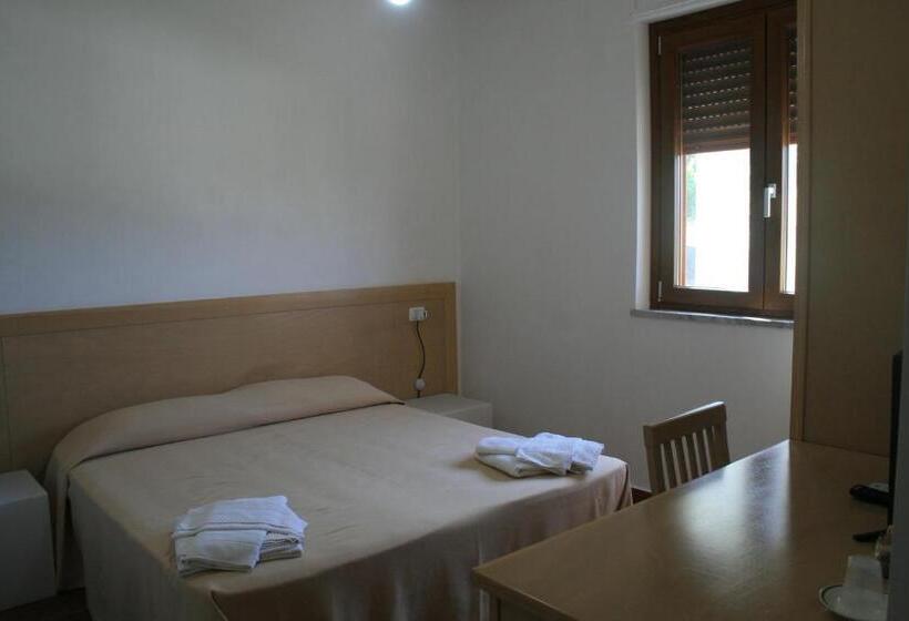اتاق استاندارد, Il Podere Dell Angelo Old Country House