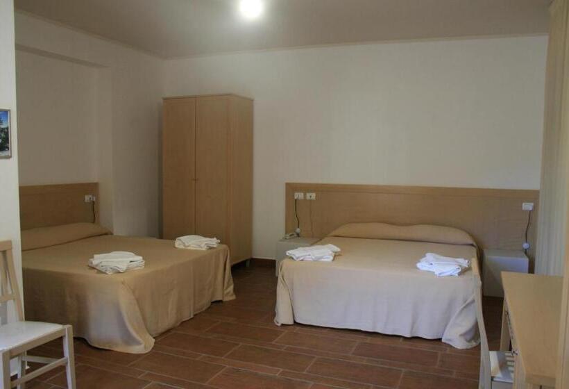 Четырехместный Номер Стандарт, Il Podere Dell Angelo Old Country House