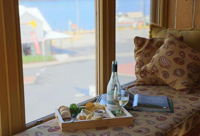 Студия Стандарт, Bushmans Cafe