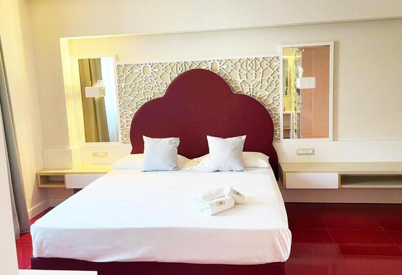 Люкс с Балконом, Suite Hotel L Oasi Di Riaci