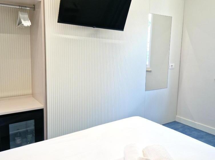 Полулюкс Одноместный с Террасой, Suite Hotel L Oasi Di Riaci