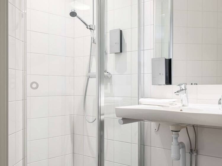 غرفة عائلية, Best Western Hotel Svava