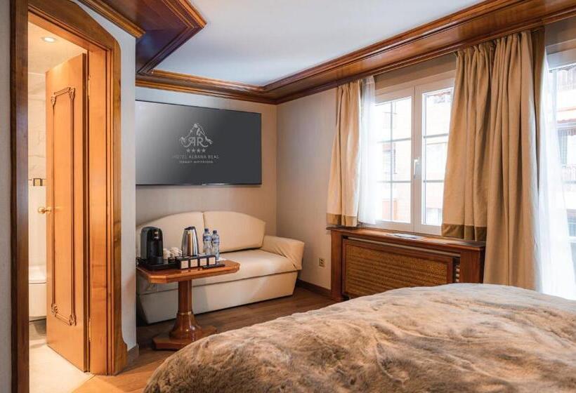 Номер Стандарт Индивидуальный с Балконом, Boutique Hotel Albana Real   Restaurants & Spa