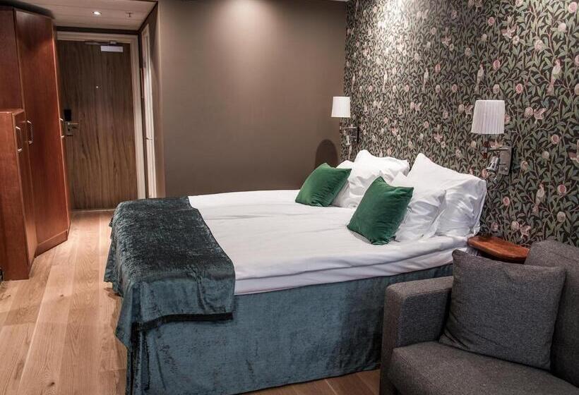 Классический Номер, Varbergs Stadshotell & Asia Spa