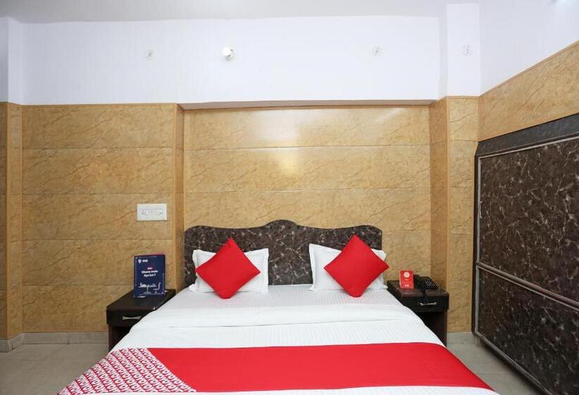 Трехместный Номер Классика, Oyo 18782 Hotel Mannat