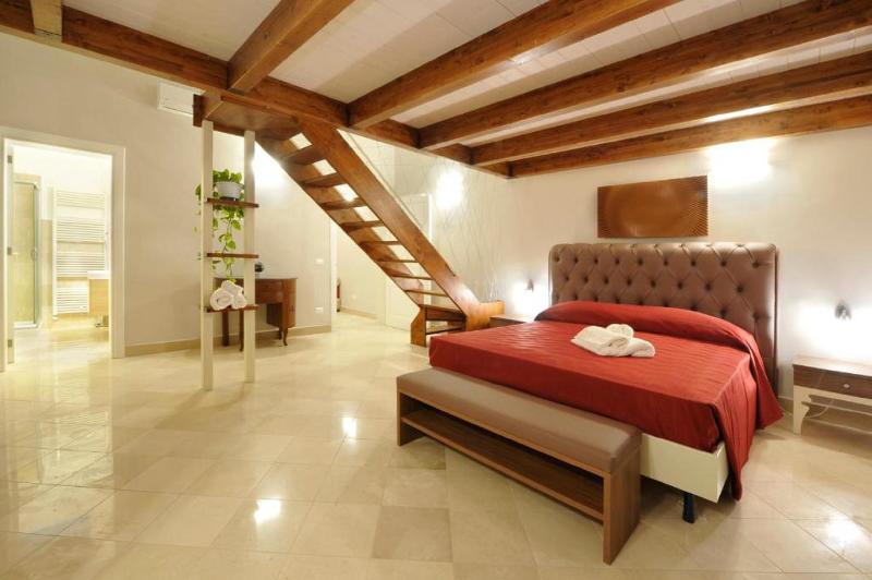 سوییت لوکس, Palazzo Massari
