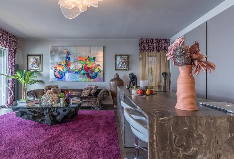 Апартаменты 1 Спальня Вид на Море, Baba Residences