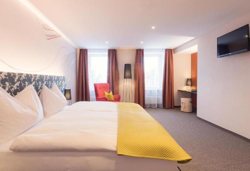 Номер Стандарт, Sporthotel Pontresina